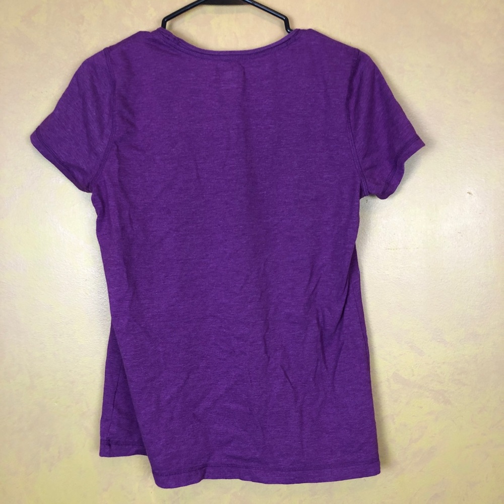 Woman’s blouse, size medium - Picture 4 of 8